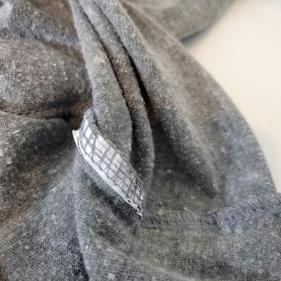 Vans Off The Wall Baby Textured T-Shirt Size XSmall - Picture 11 of 11